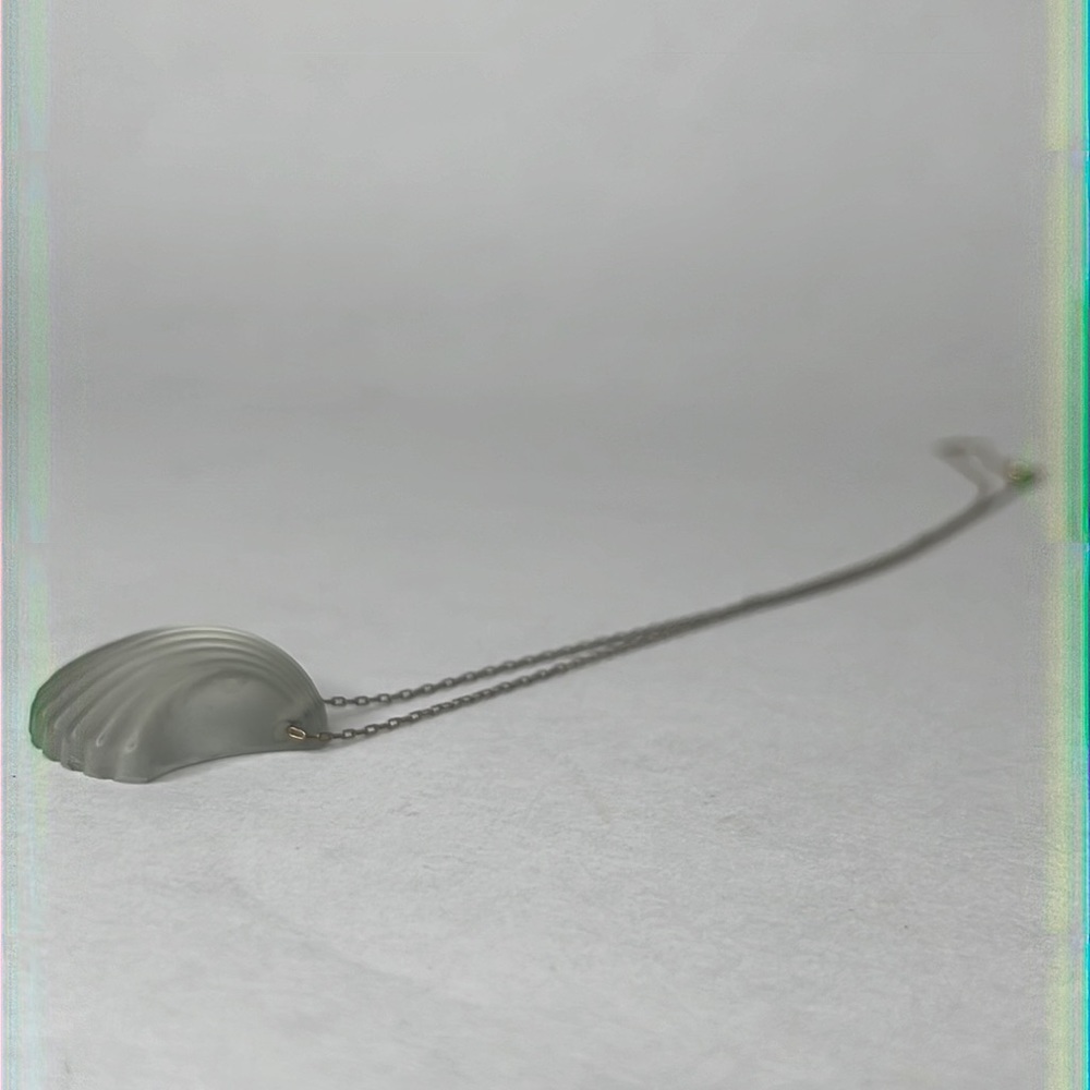 Vintage art deco shell necklace - Picture 3 of 7